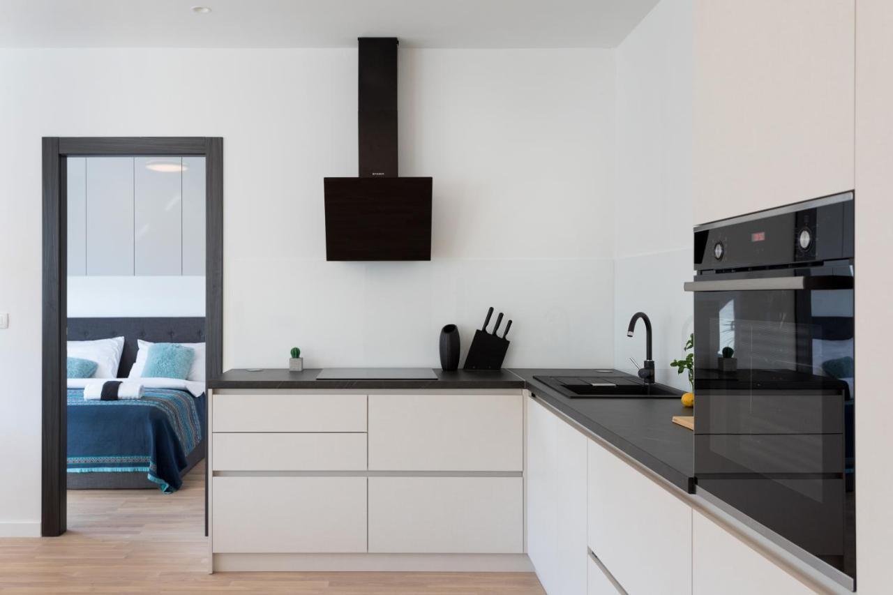 Design 2Bdr Apartment Near City Center Zágráb Kültér fotó